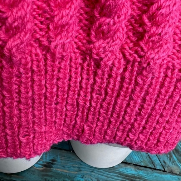 VINTAGE Pink Oversized Handmade Cableknit Sweater - Picture 9 of 12